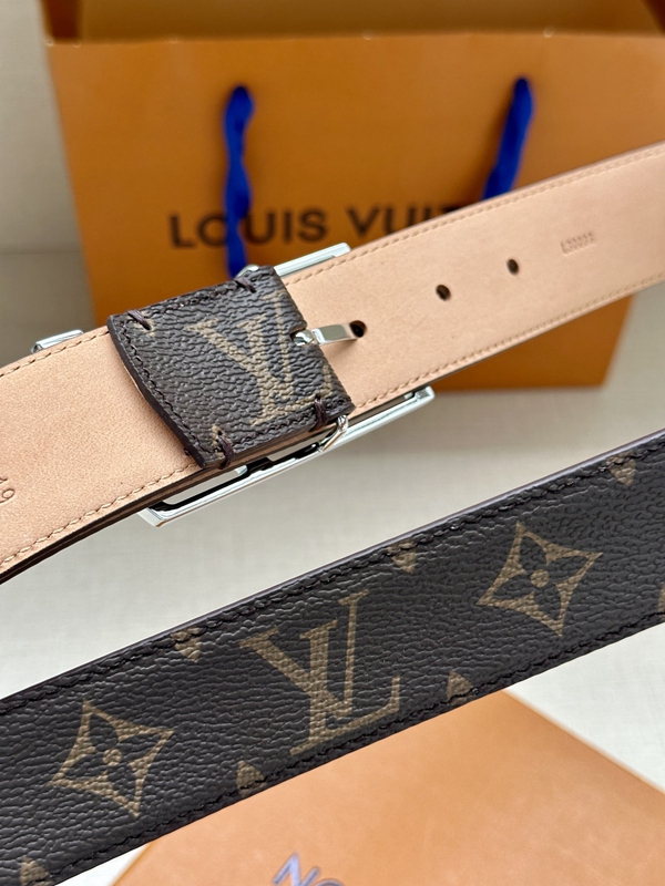 激安ルイヴィトンベルト背面デザイン